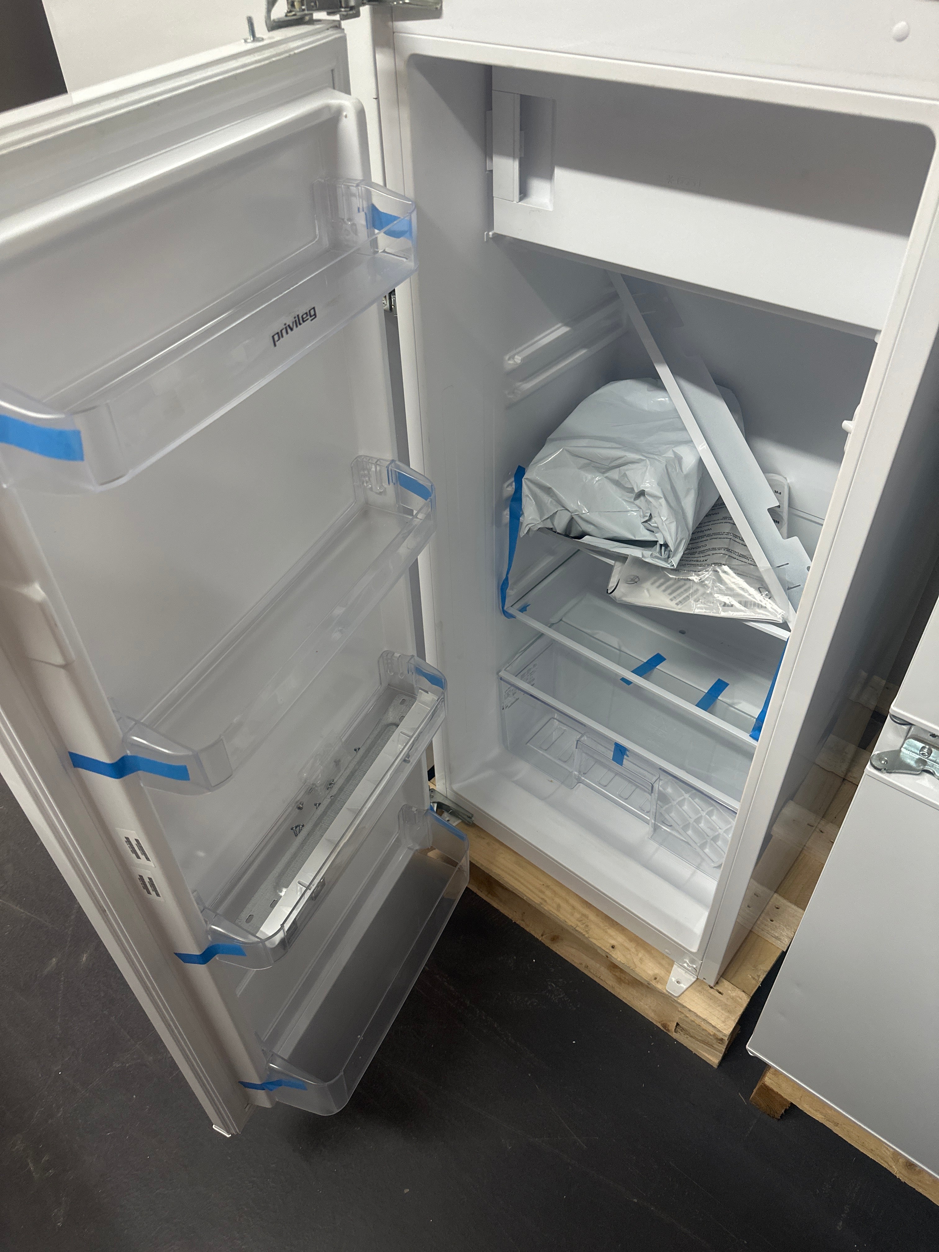 Frigorífico Encastrável Privileg PRC 12GF2E 178L E