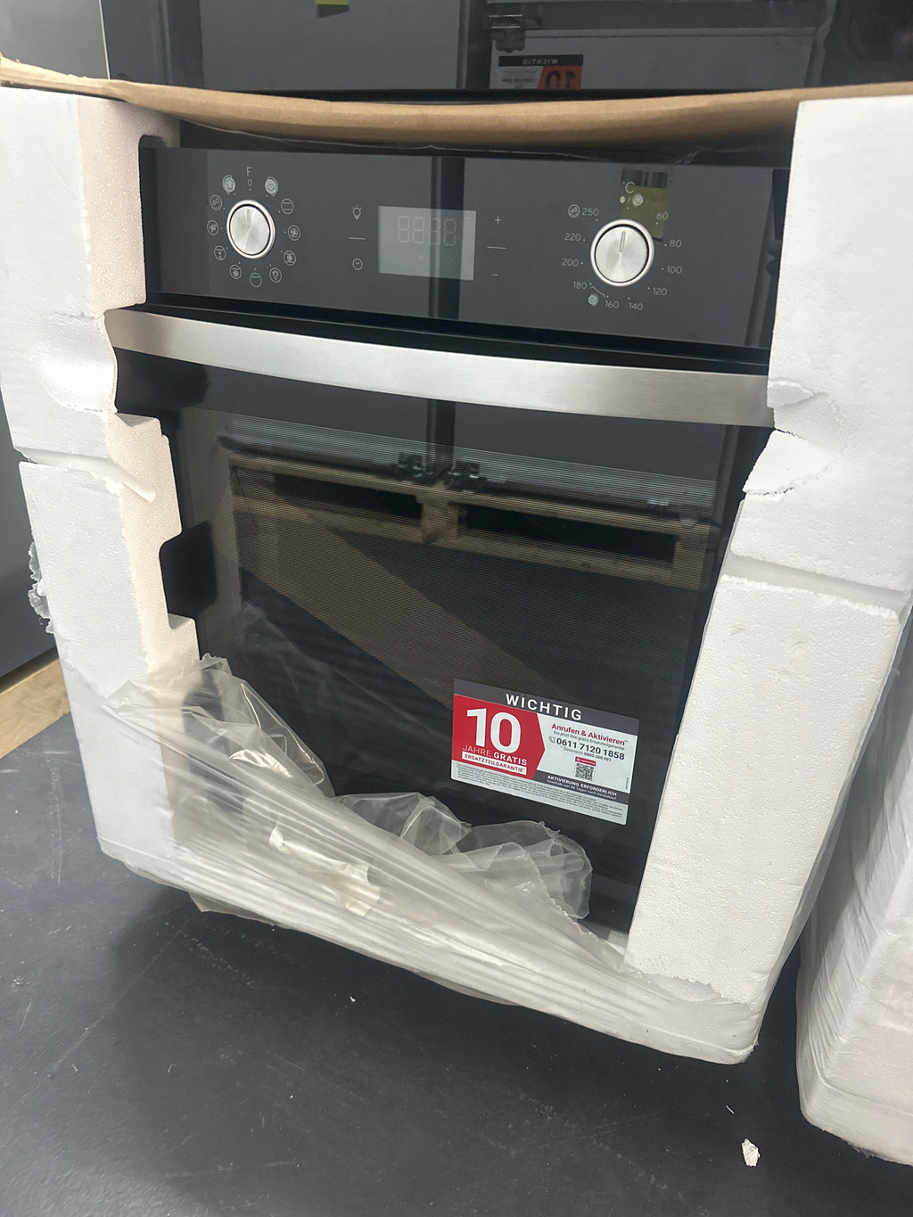 Forno Elétrico Encastrável Privileg PBWK3 JH8S BLG 71L A+ Vapor