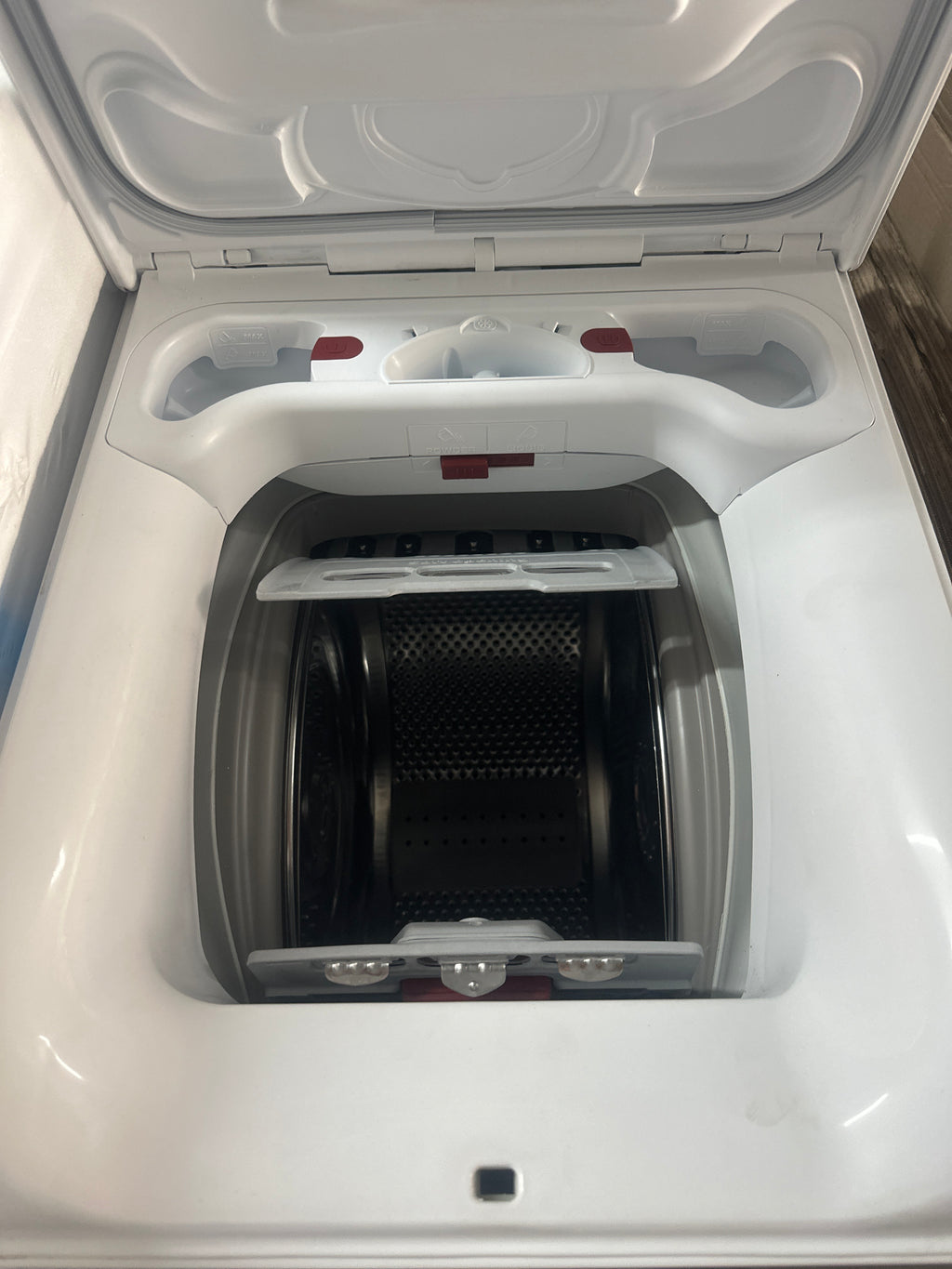 Máquina de Lavar Roupa AEG LTR6A360TL 6kg A Superior 40cm